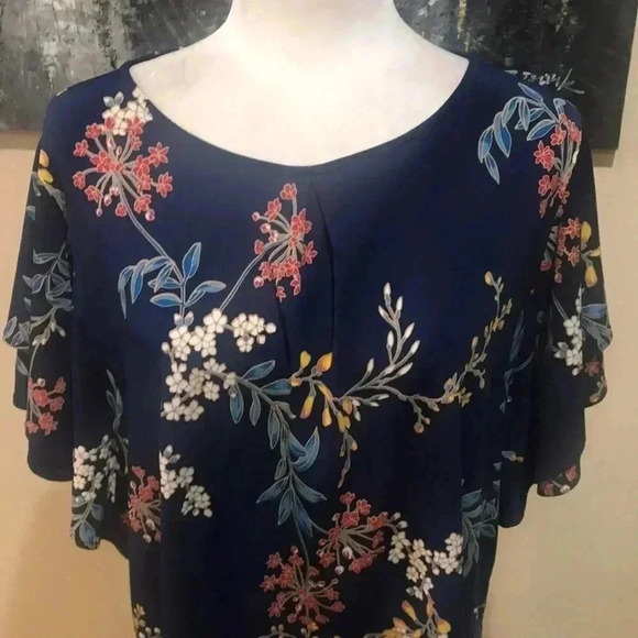Liz Claiborne Career Floral Top Layered Oversized Short Bell Sleeves-Size XL - Picture 6 of 9